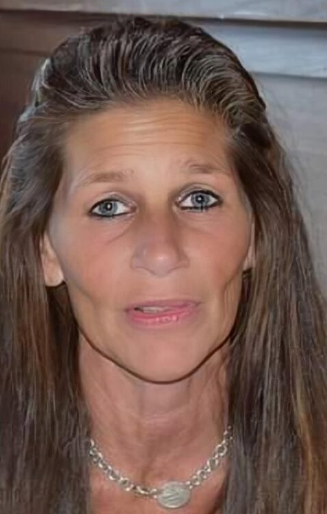 Danielle Izzo headshot