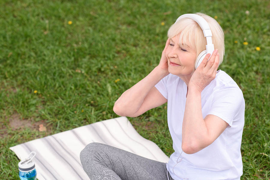 The Benefits of Music for Elderly Adults