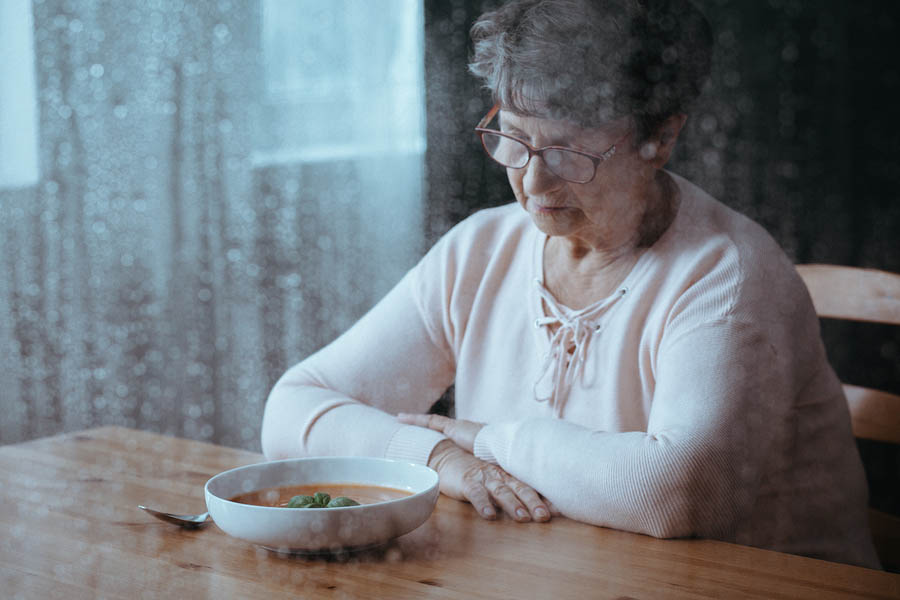 What to Do When an Elderly Person Stops Eating