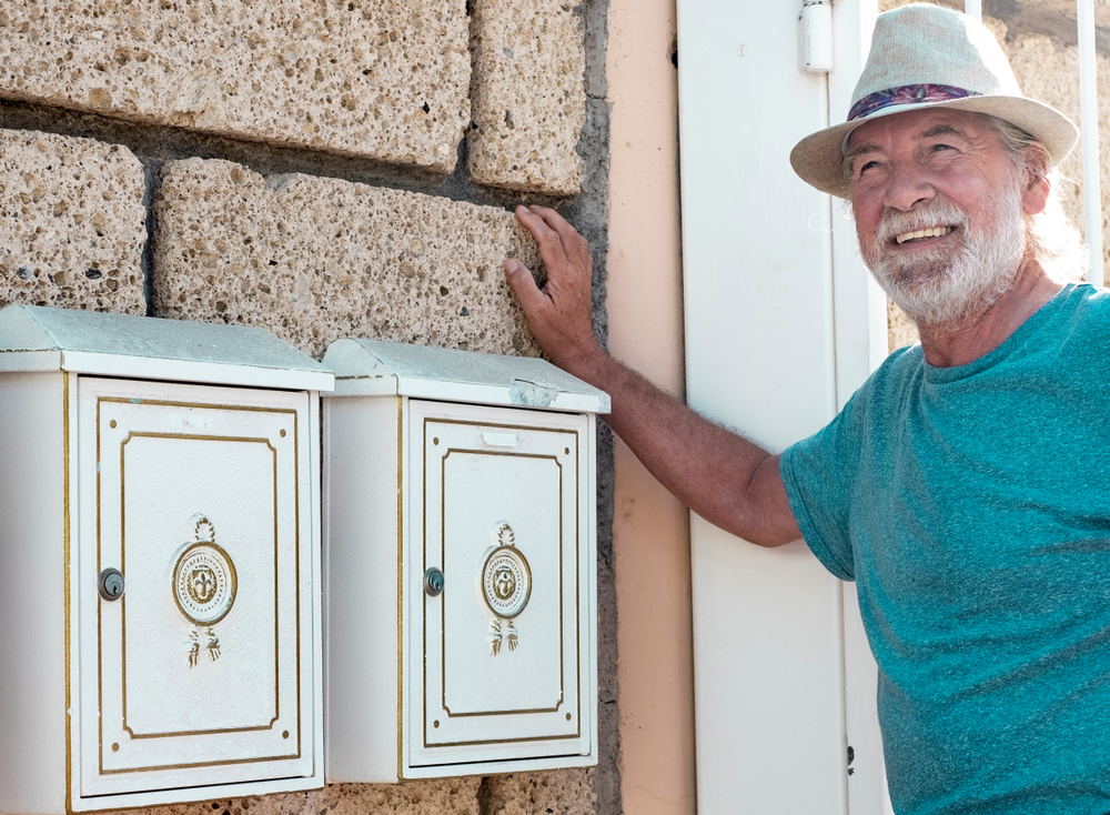 How to get a Mailbox Moved for an Elderly Adult