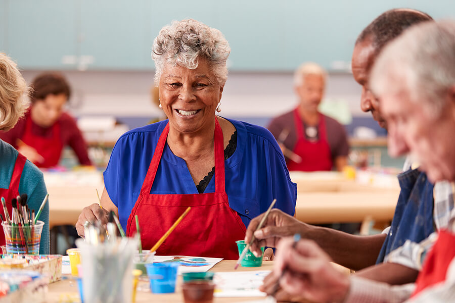 Physical Benefits of Arts and Crafts for Elderly Adults