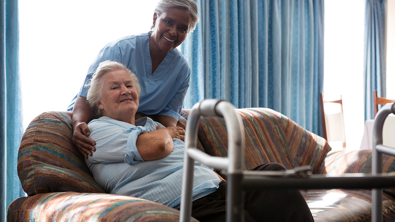 What Does a Caregiver Do in a Nursing Home?