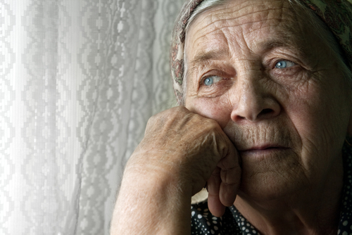 Signs of Dementia: Paranoia, Accusations, and Lying